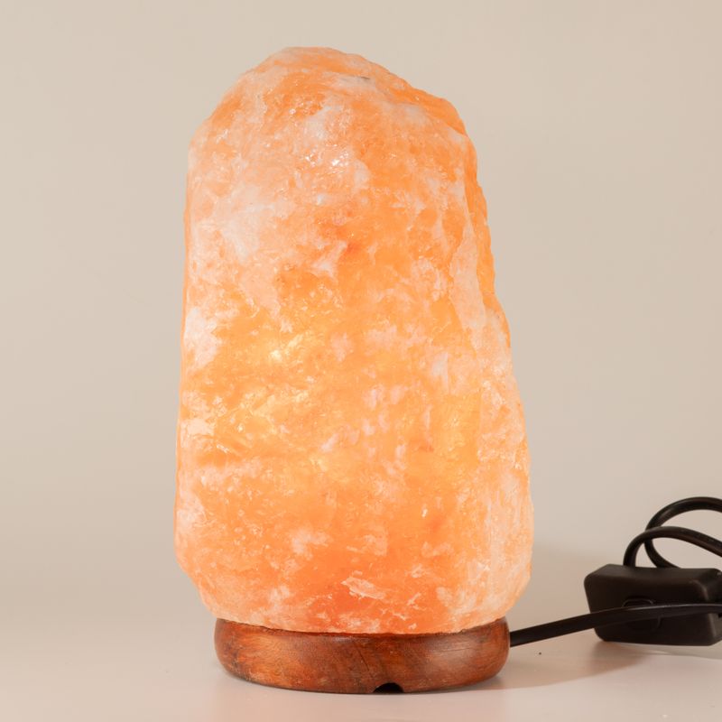 Kvalitetna prirodna solna lampa - i postolje, približno 3–5 kg