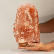 Kvalitetna prirodna solna lampa - i postolje otprilike 8-10 kg