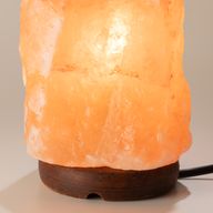 Kvalitetna solna lampa - otprilike 1,5–2 kg