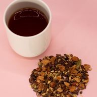 Organska vruća čokoladna chai infuzija