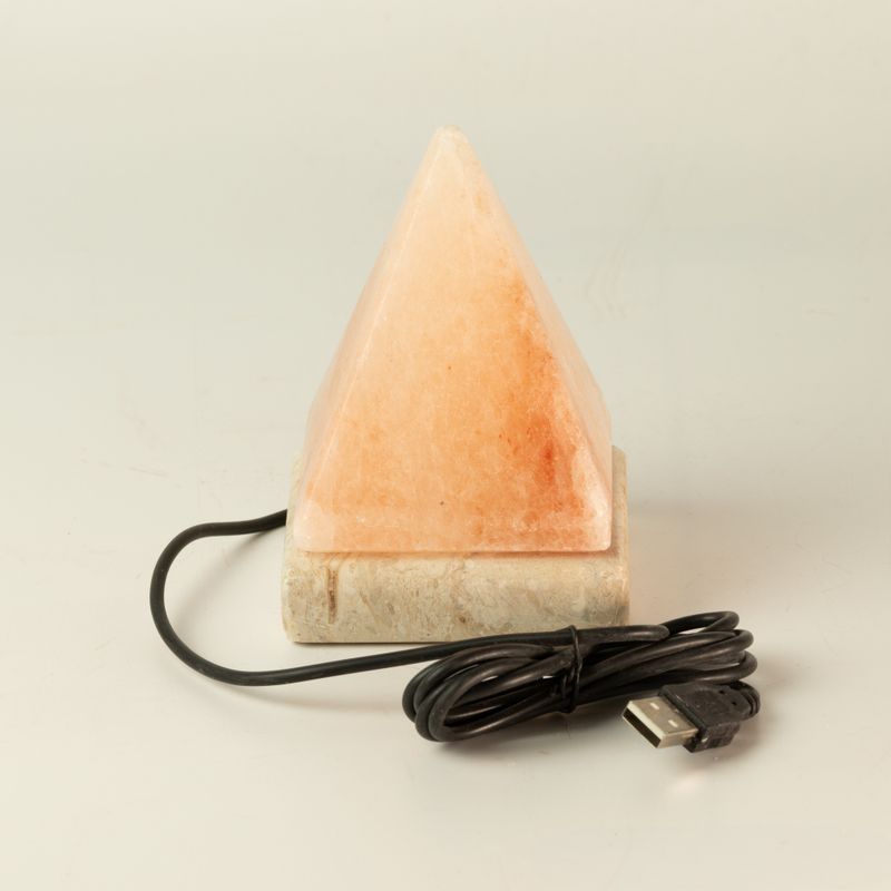 Kvalitetna USB piramidalna solna lampa - 9 cm (višebojna)