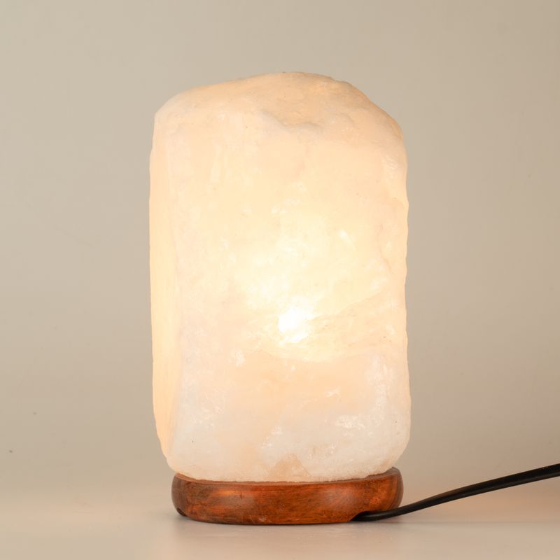 Himalajska solna lampa od kristalne stijene - i baza približno 3-5 kg