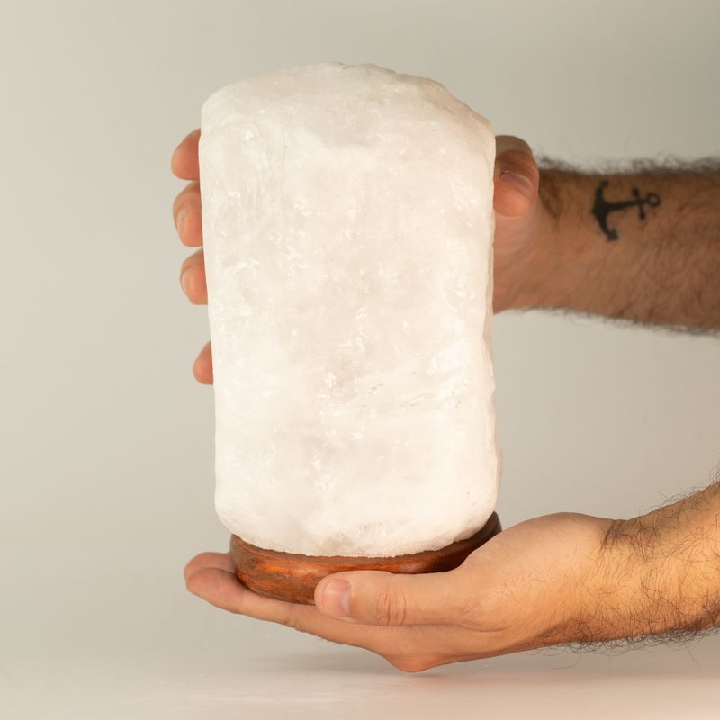 Himalajska solna lampa od kristalne stijene - i baza približno 3-5 kg