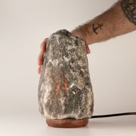 Siva himalajska prirodna solna lampa - 3-5kg