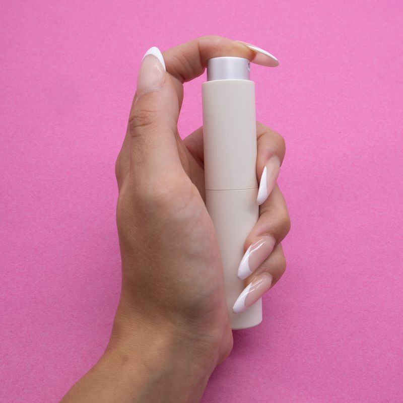 Bočica za parfem na odvrtanje - 10 ml - krem