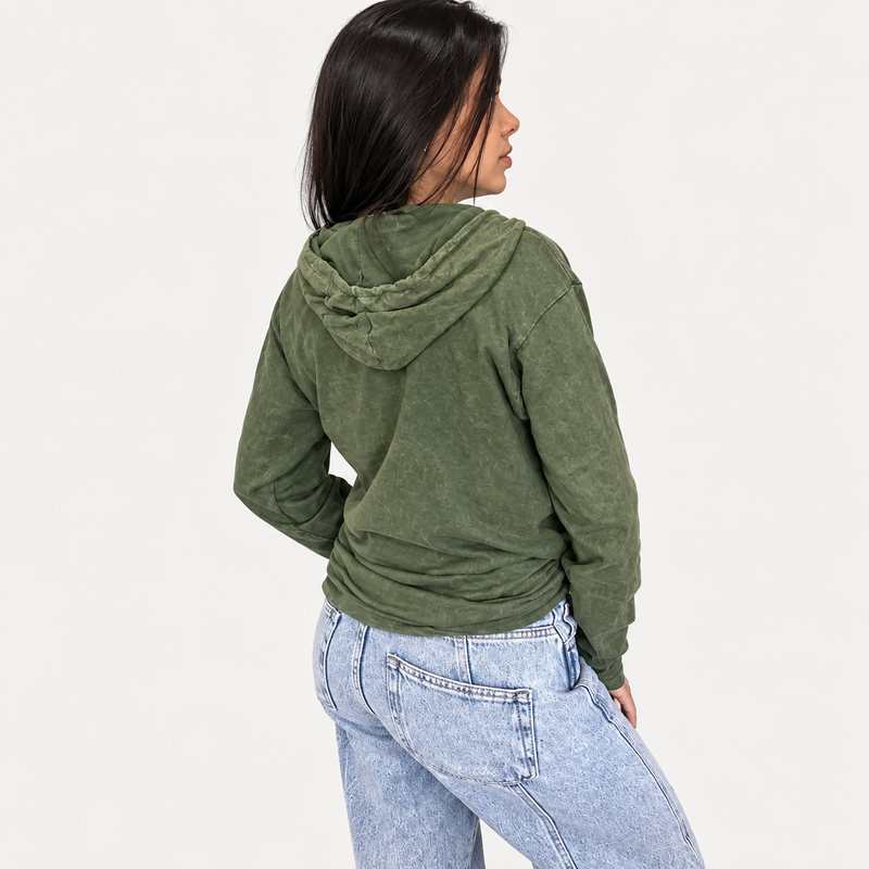 Mala kameno oprana hoodie majica s džepom kangaroo - vintage teal boja