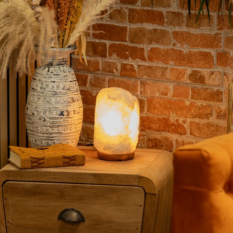 Kristalna himalajska solna lampa - i osnova približno 3-5 kg