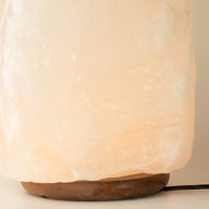 Kvalitetna ogromna prirodna solna lampa - približno 24-25 kg