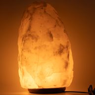 Kvalitetna ogromna prirodna solna lampa - približno 24-25 kg
