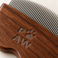 PAW Grooming Tools - Mini češalj za provjeru buha i osjetljiva područja - orah