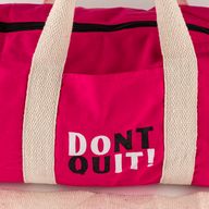 Don't Quit sportska torba - Trešnja ružičasta