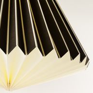 Topli geometrijski papirnati abažur u obliku stošca