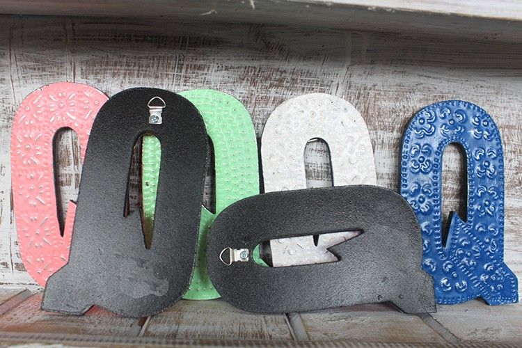 Slovo "Q" - Razne Boje - 15 cm