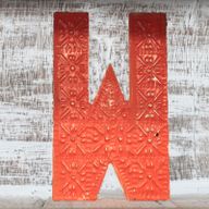 Slovo "W" - Razne Boje - 15 cm