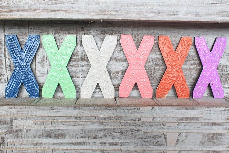 Slovo "X" - Razne Boje - 15 cm