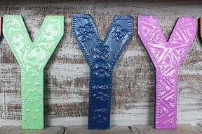 Slovo "Y" - Razne Boje - 15 cm