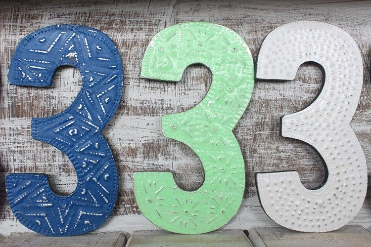 Broj "3" - Razne Boje - 15 cm