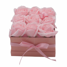Poklon Kutija s Cvjetnim Sapunima - 9 Ružičastih Ruža - Kvadrat