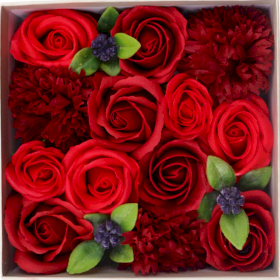 Četvrtasta Kutija - Klasične Crvene Ruže
