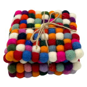 Kvadratni Podmetači od Filcanih Kuglica - 10cm - Višebojni (Set od 4)